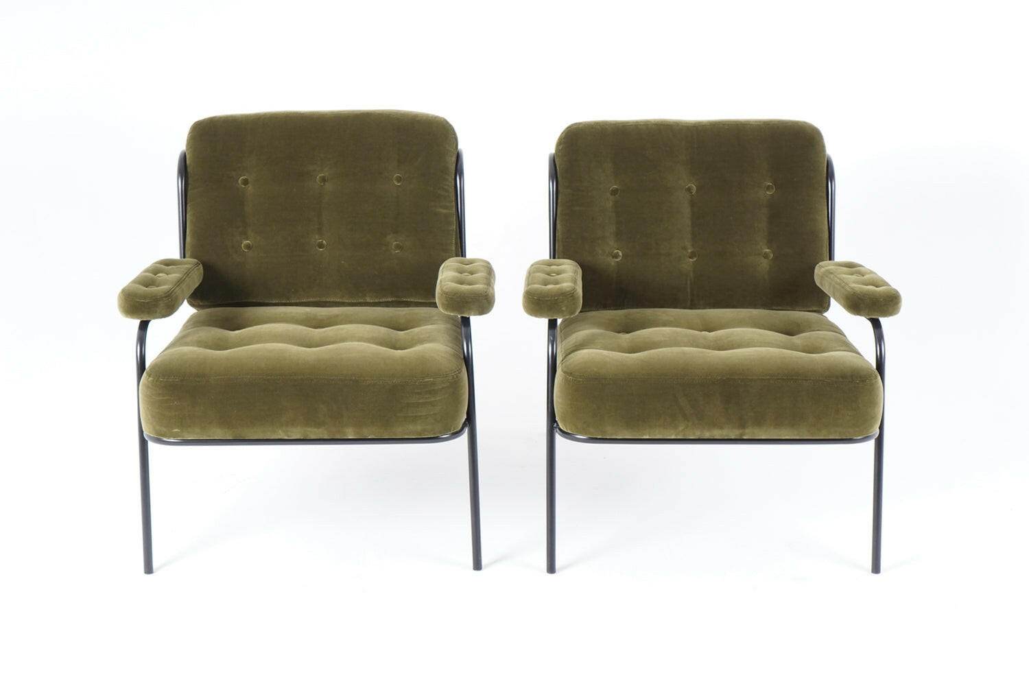 Sean Woolsey Campbell Lounge