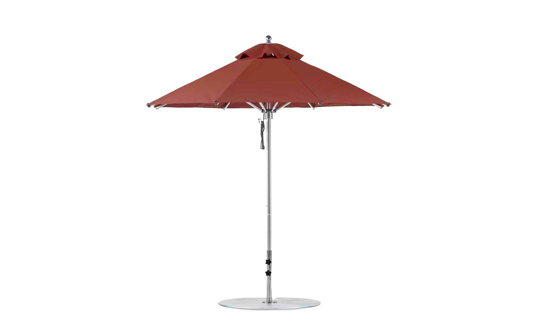 Ledge 7.5' Octagon Pulley Premier Umbrella