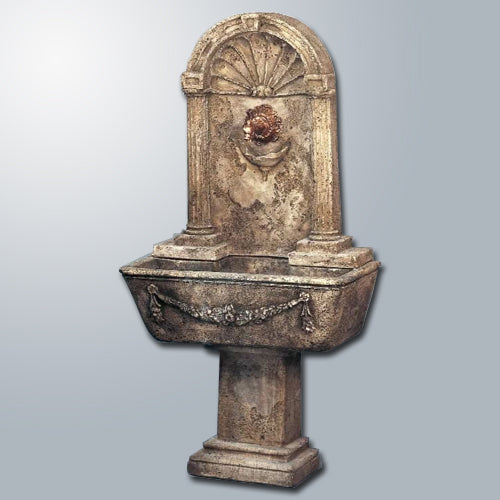 Elegant Foritalico Outdoor Water Fountain with Stunning Bronze Spout