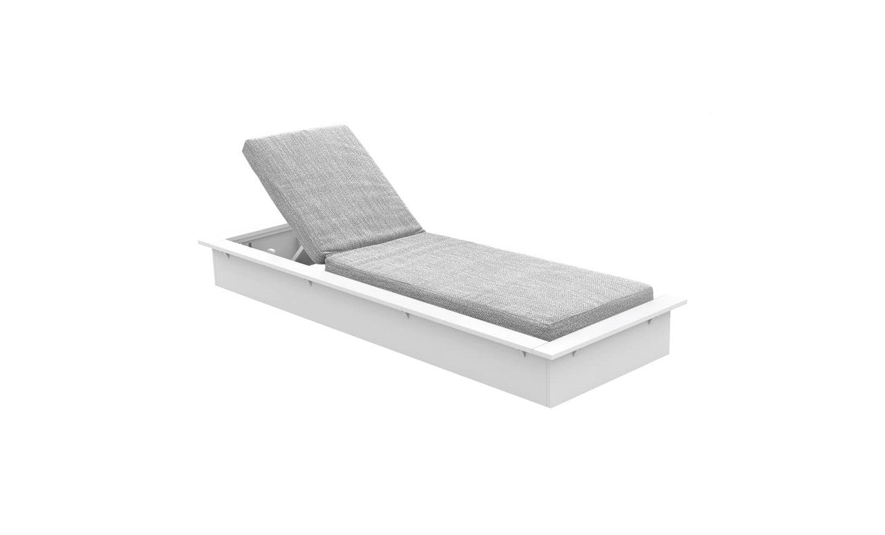 Ledge Echo Chaise