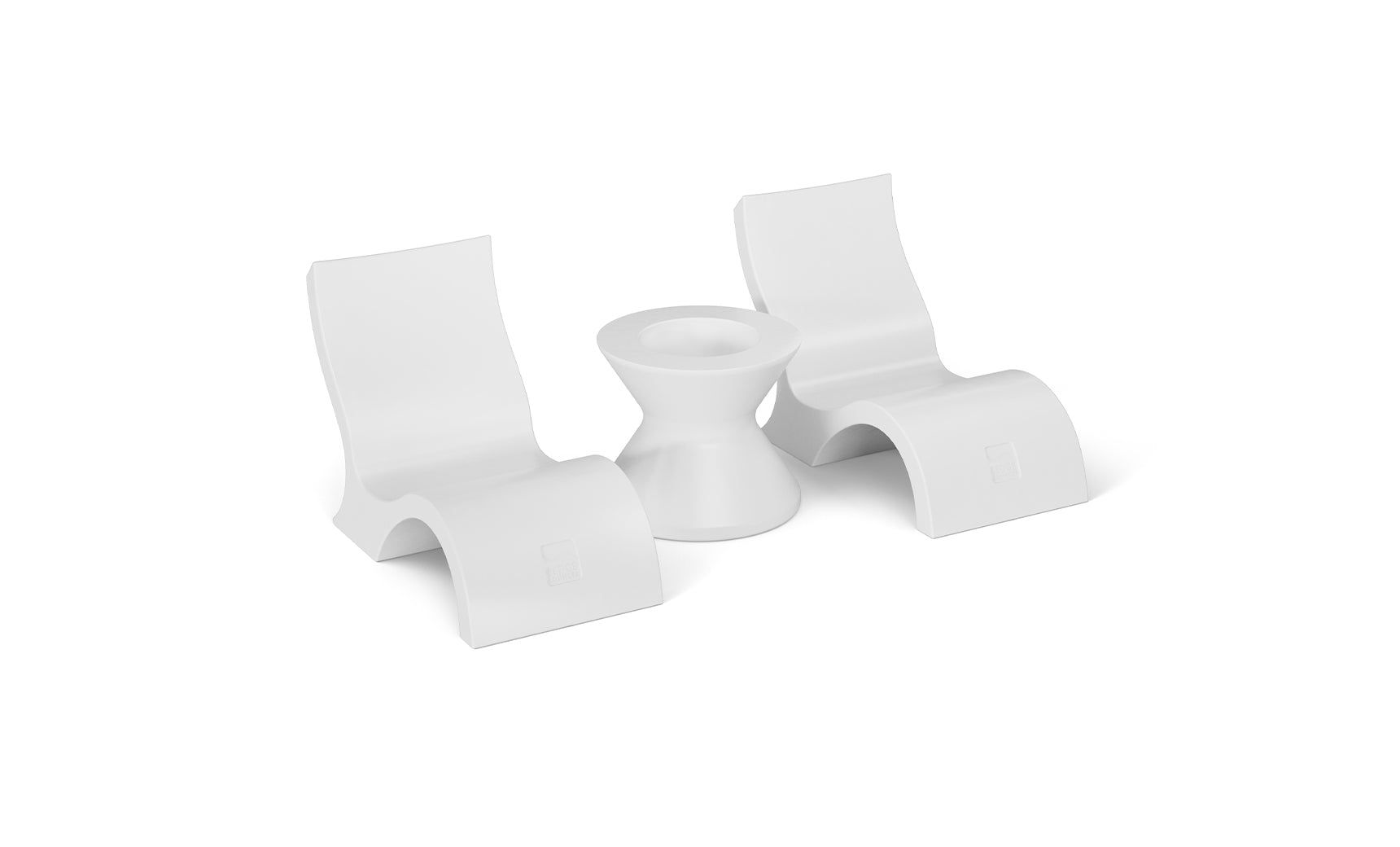 Ledge Signature Lowback Chair and Side Table In-Pool Set