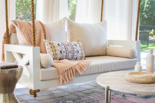 Haven and Harmony The Maggie Swing Bed - HAH-swing-bed-maggie-twin