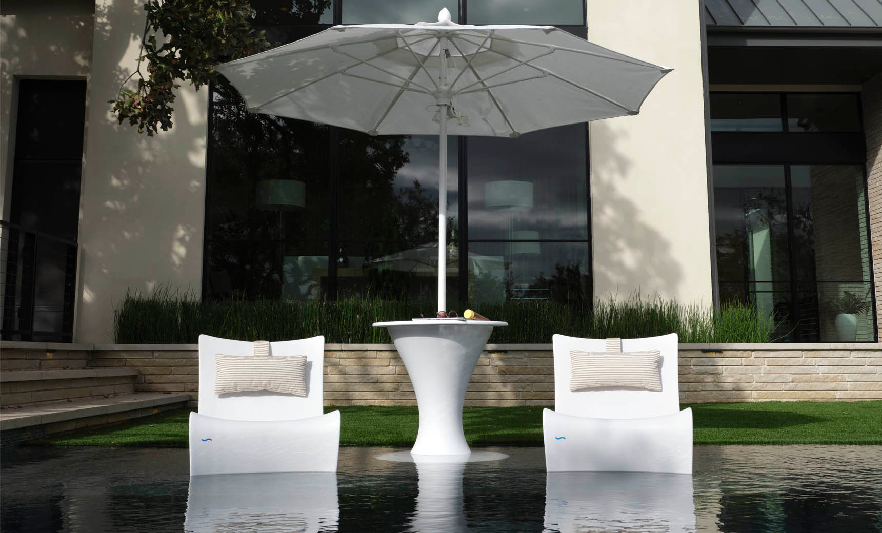 Ledge Autograph Umbrella Stand Ice Bin