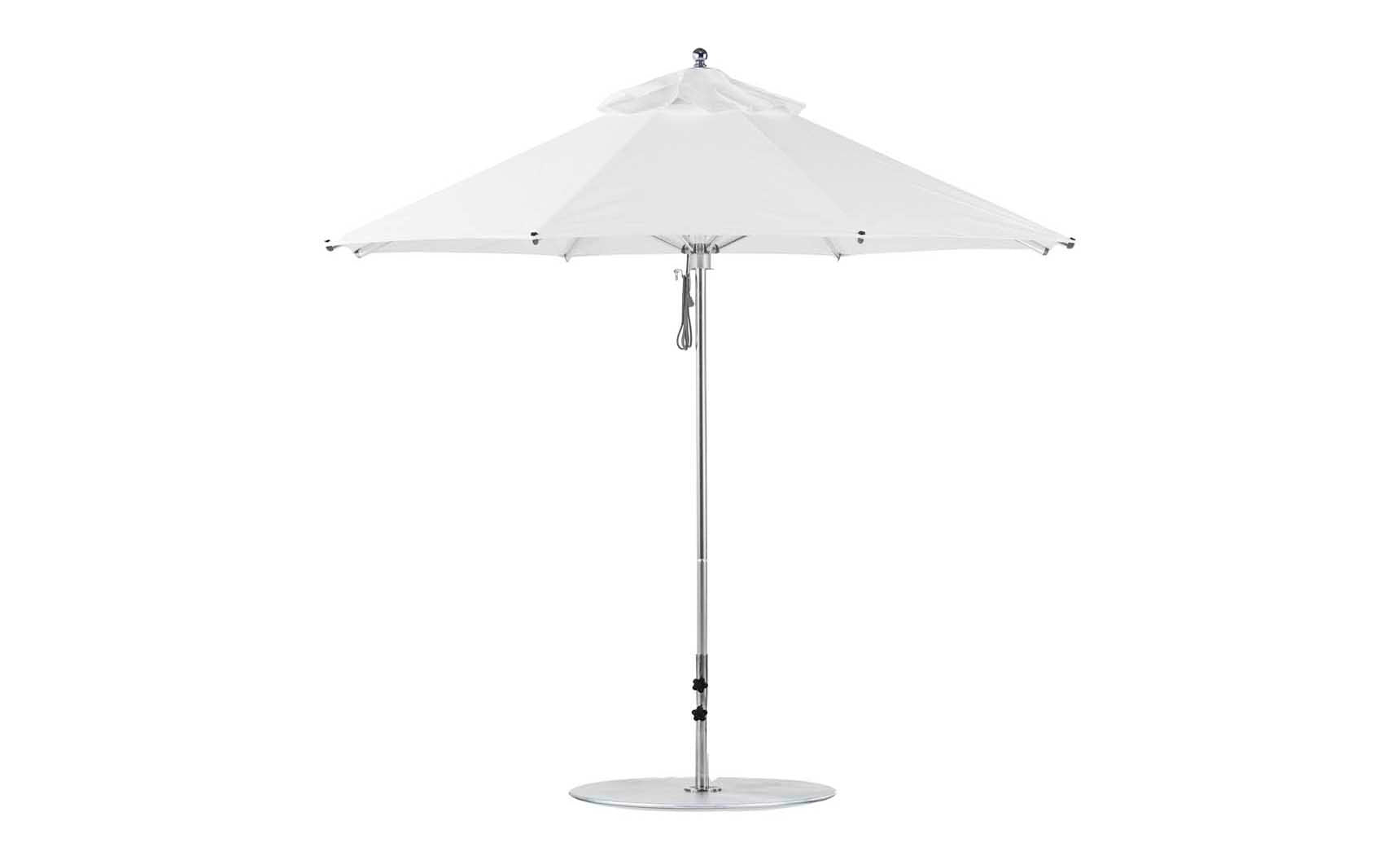 Ledge 7.5' Octagon Pulley Premier Umbrella