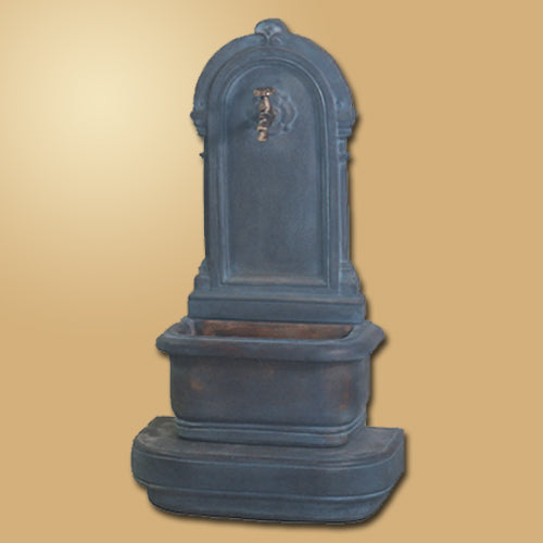 Elegant Corte Fountain Spout