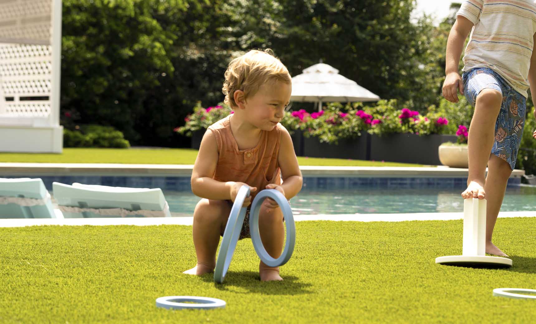 Ledge Ring Toss