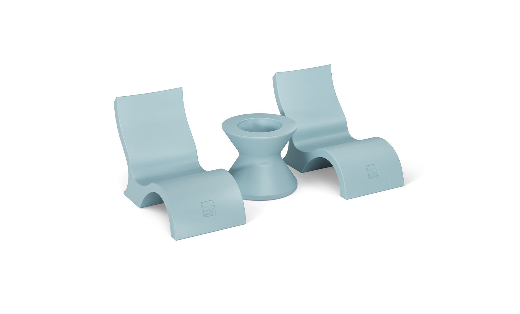 Ledge Signature Lowback Chair and Side Table In-Pool Set