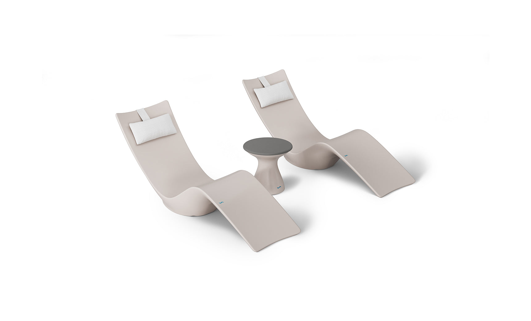 Ledge Autograph Chaise and Side Table In-Pool Set