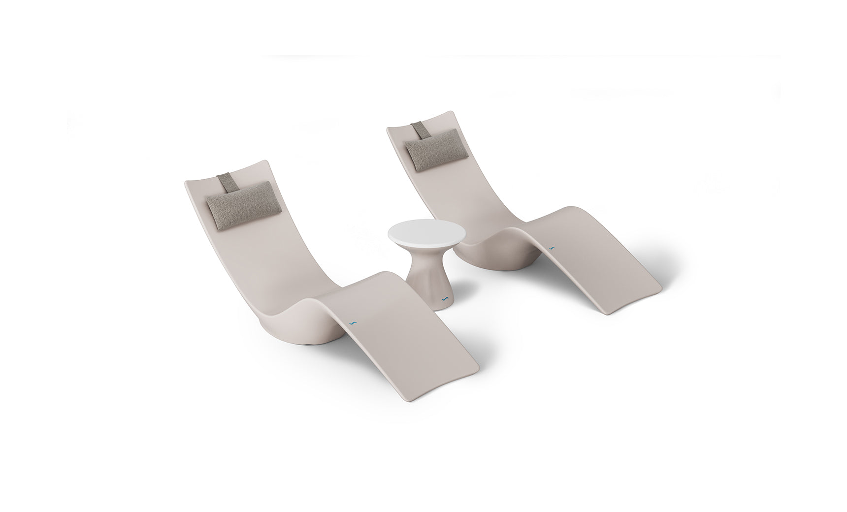 Ledge Autograph Chaise and Side Table In-Pool Set