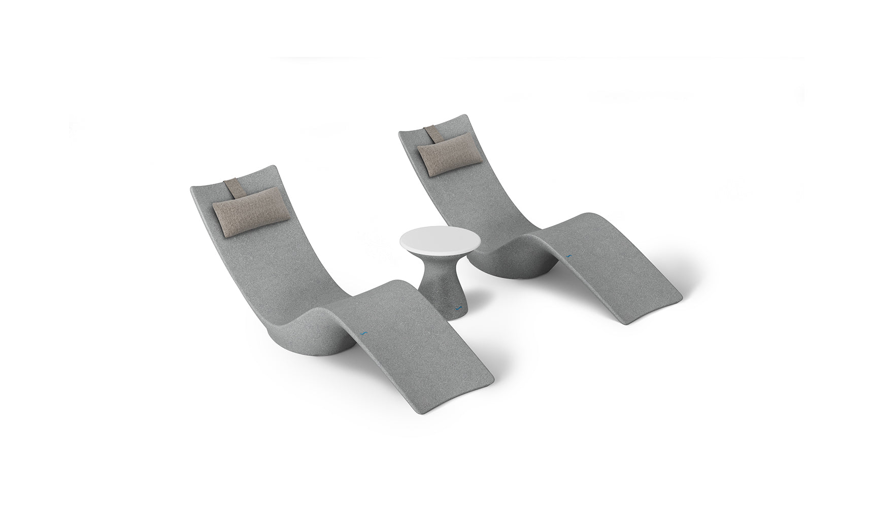 Ledge Autograph Chaise and Side Table In-Pool Set