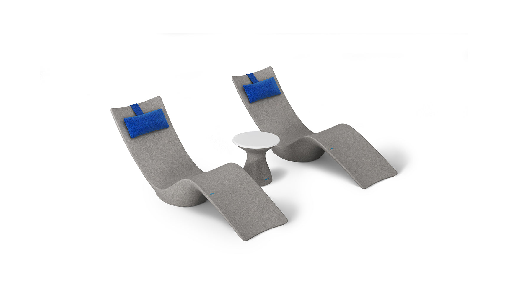 Ledge Autograph Chaise and Side Table In-Pool Set