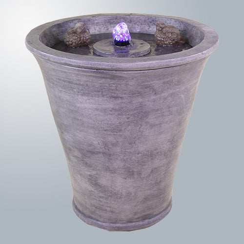 Elegant Lisse Bird Fountain