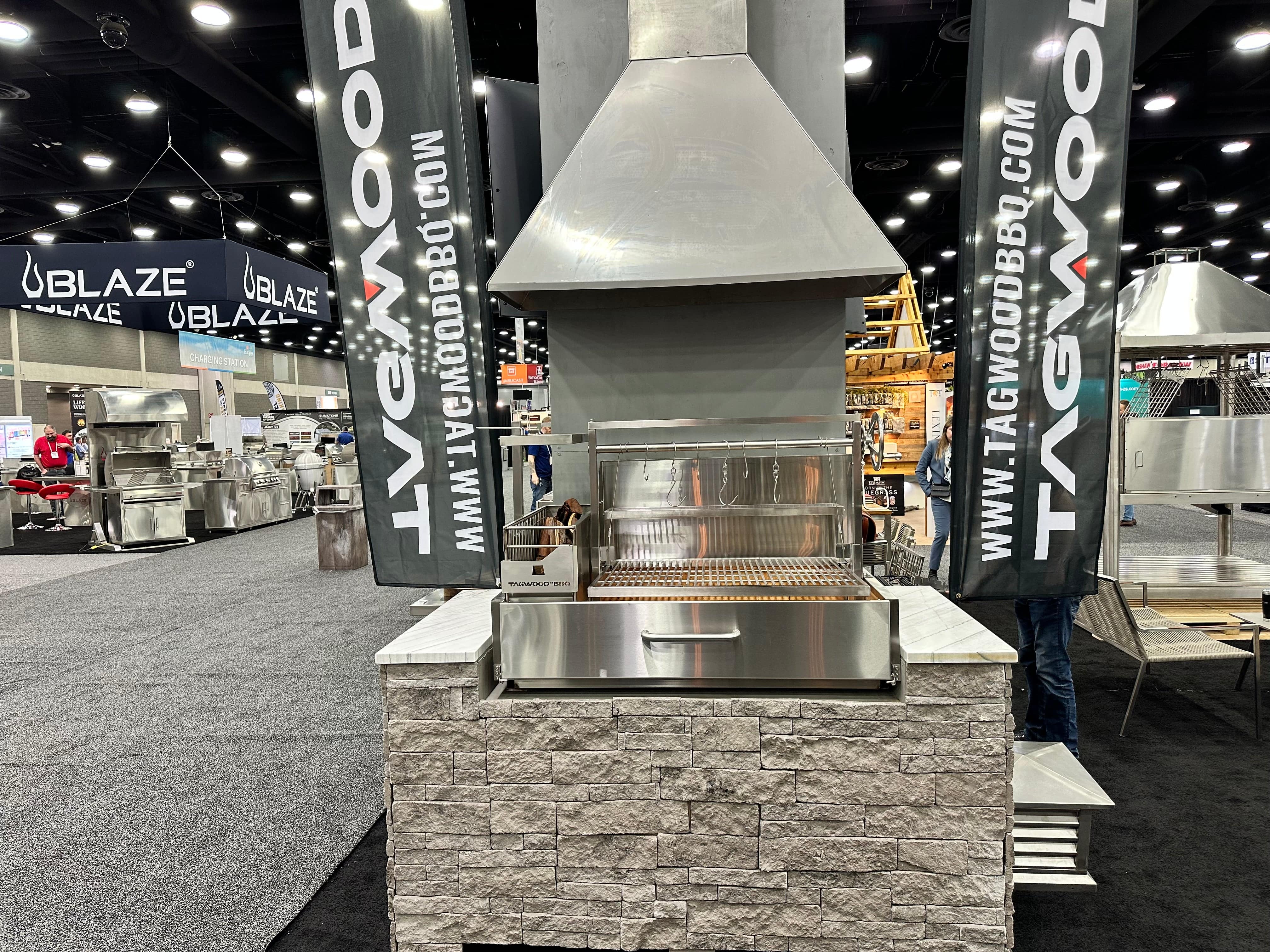 Tagwood BBQ Smoke Hood -- BBQ08SS