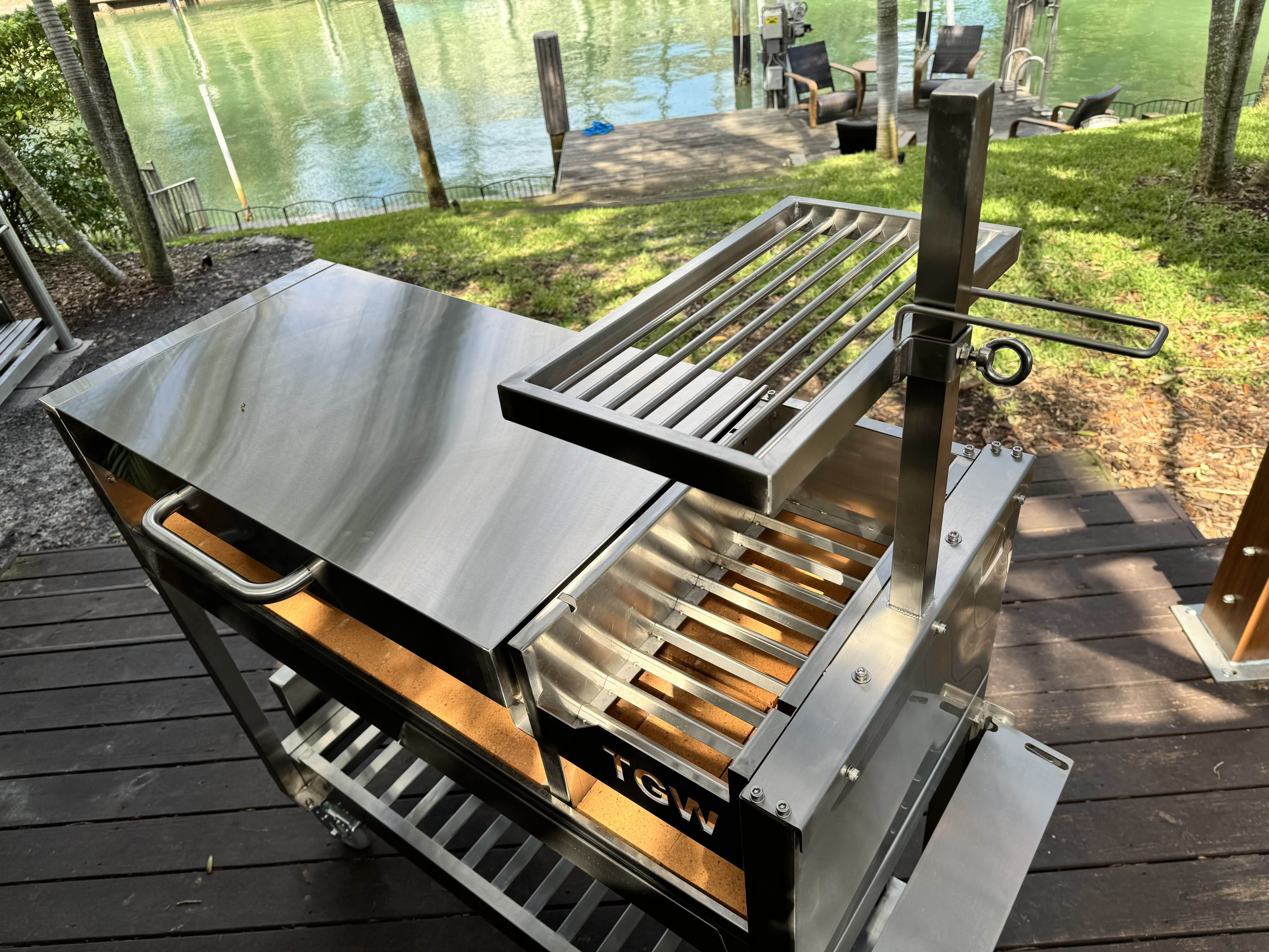 Tagwood BBQ Argentine  Wood Fire & Charcoal Gaucho Grill | BBQ18SS--