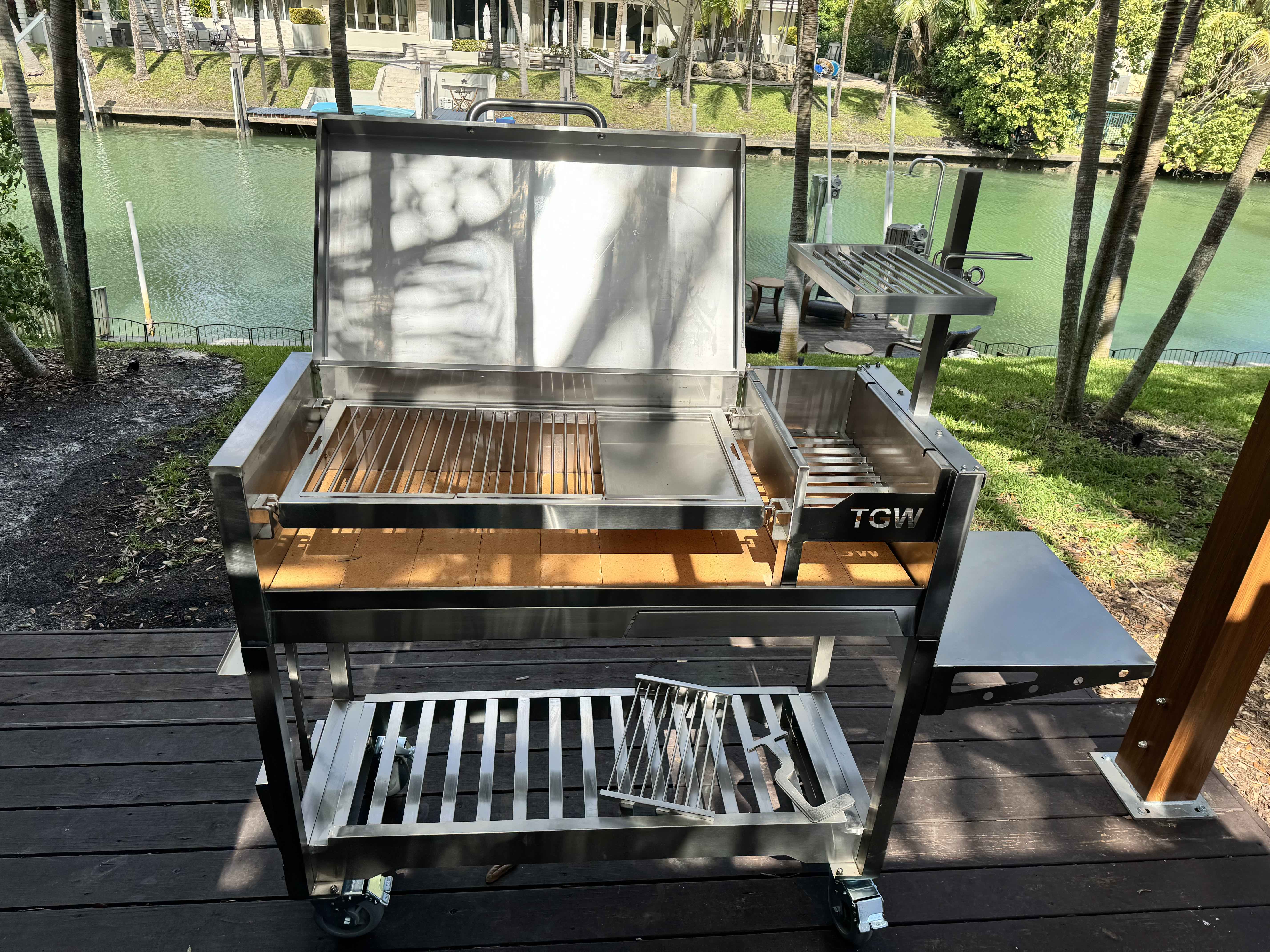 Tagwood BBQ Argentine  Wood Fire & Charcoal Gaucho Grill | BBQ18SS--
