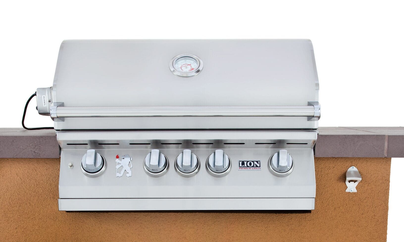 Lion Premium Grills Prominent Q BBQ Island-Prominent Q
