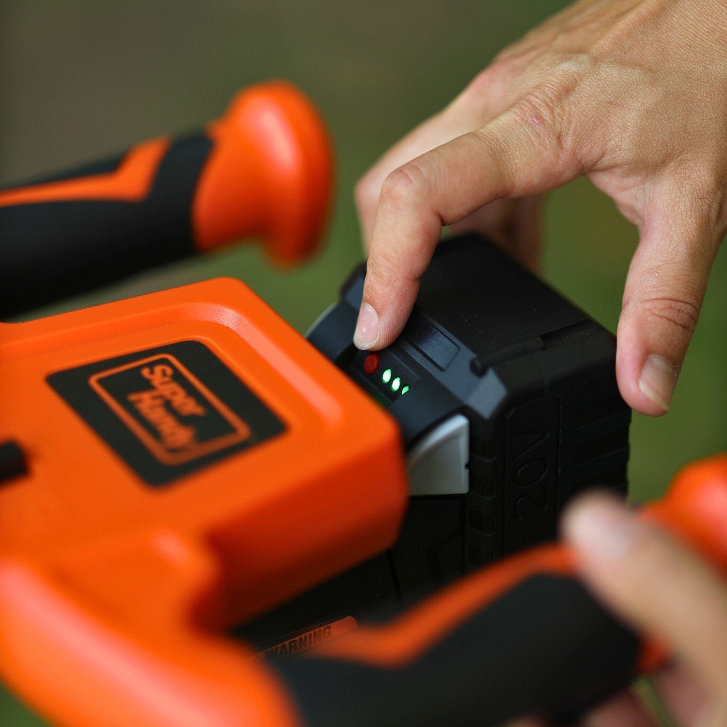 Super Handy Electric Earth Auger - 20V 4Ah Battery, 12" x 3" Bit