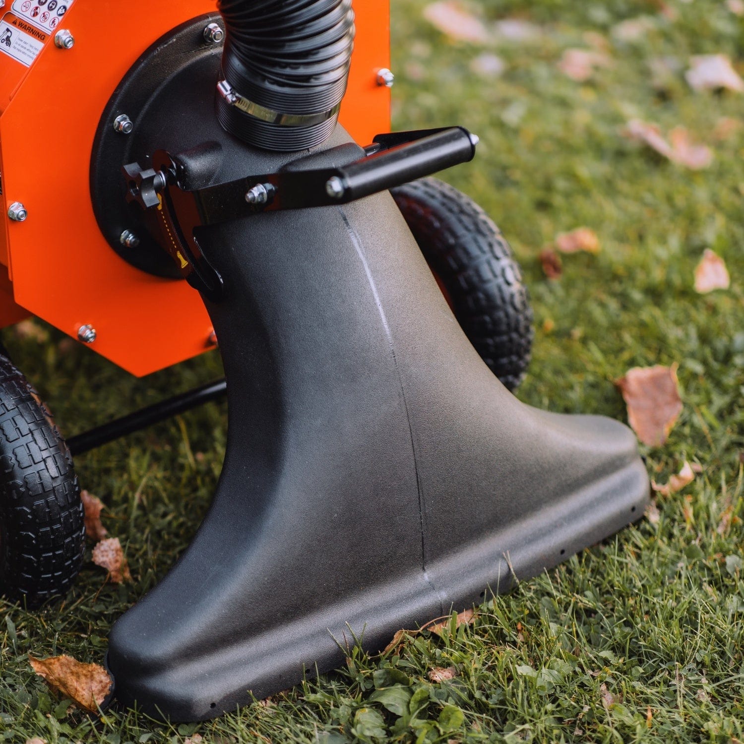 Super Handy Leaf Vacuum & Wood Chipper - 7HP Engine, 10:1 Mulch Ratio, Max 2" Branches