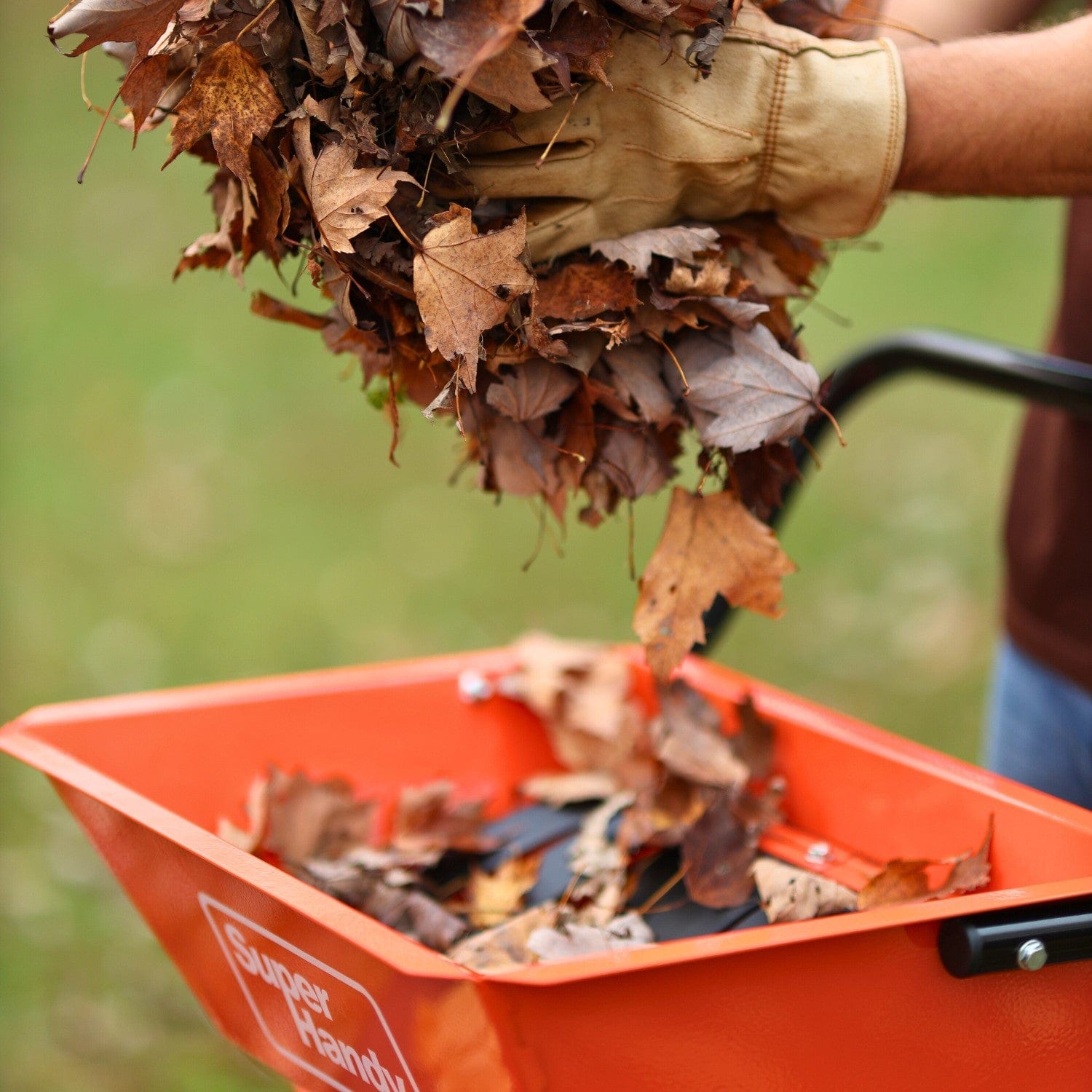 Super Handy Wood Chipper Pro - 7HP 212CC, 3" Max Branch Capacity